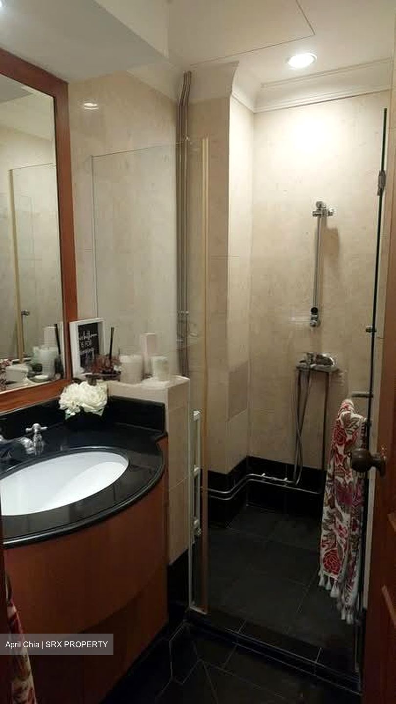 Seng Yong Villas (D14), Terrace #543440691